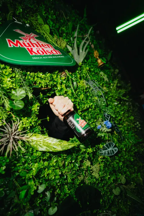 Branded Bar mit Mühlenkölsch beim OMClub, Getränke-Sponsoring für die Digital-Branche